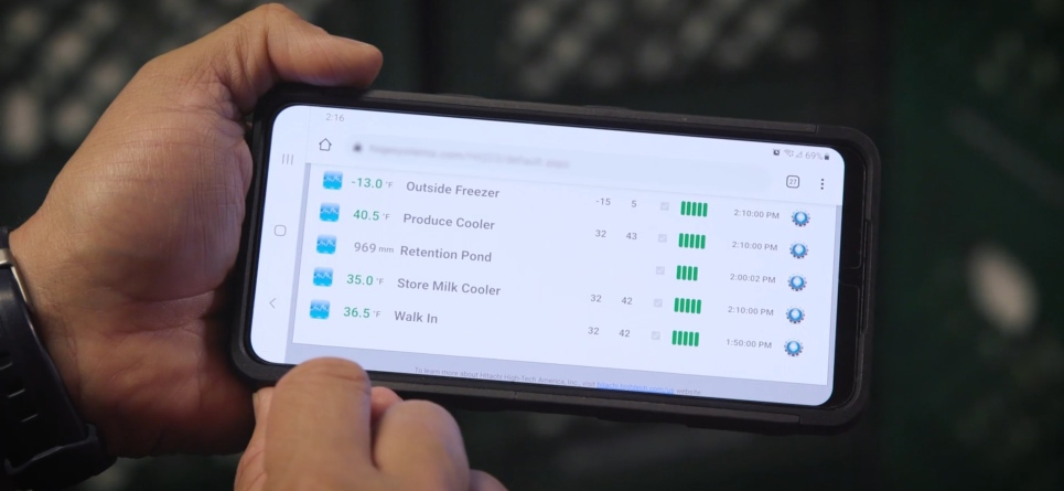 HiQ eSystems Glacier Sensors Dashboard to monitor current temperature of the product