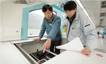 hitachi monorail team