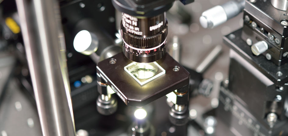 Hitachi fused silica recording technology
