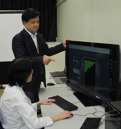 「これまでの血液検査では、1つの検査に対して1つのバイオマーカーが対応していました。今回の尿を用いた検査では、複数のバイオマーカーを対応させることができます。それはより高い識別精度を実現する可能性も持っています」（坂入チーフサイエンティスト）